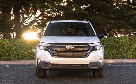 2025 Subaru Forester front