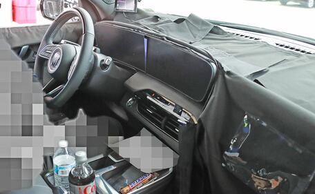 2025 Buick Enclave spy photos interior