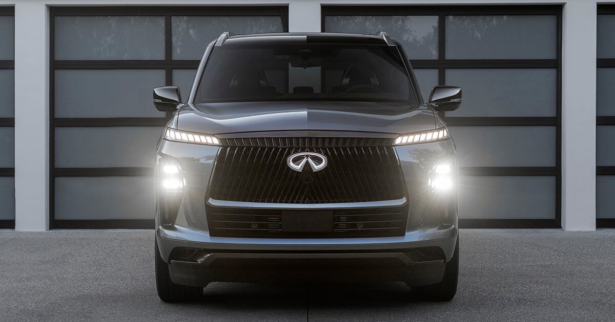 2025 Infiniti QX80 front