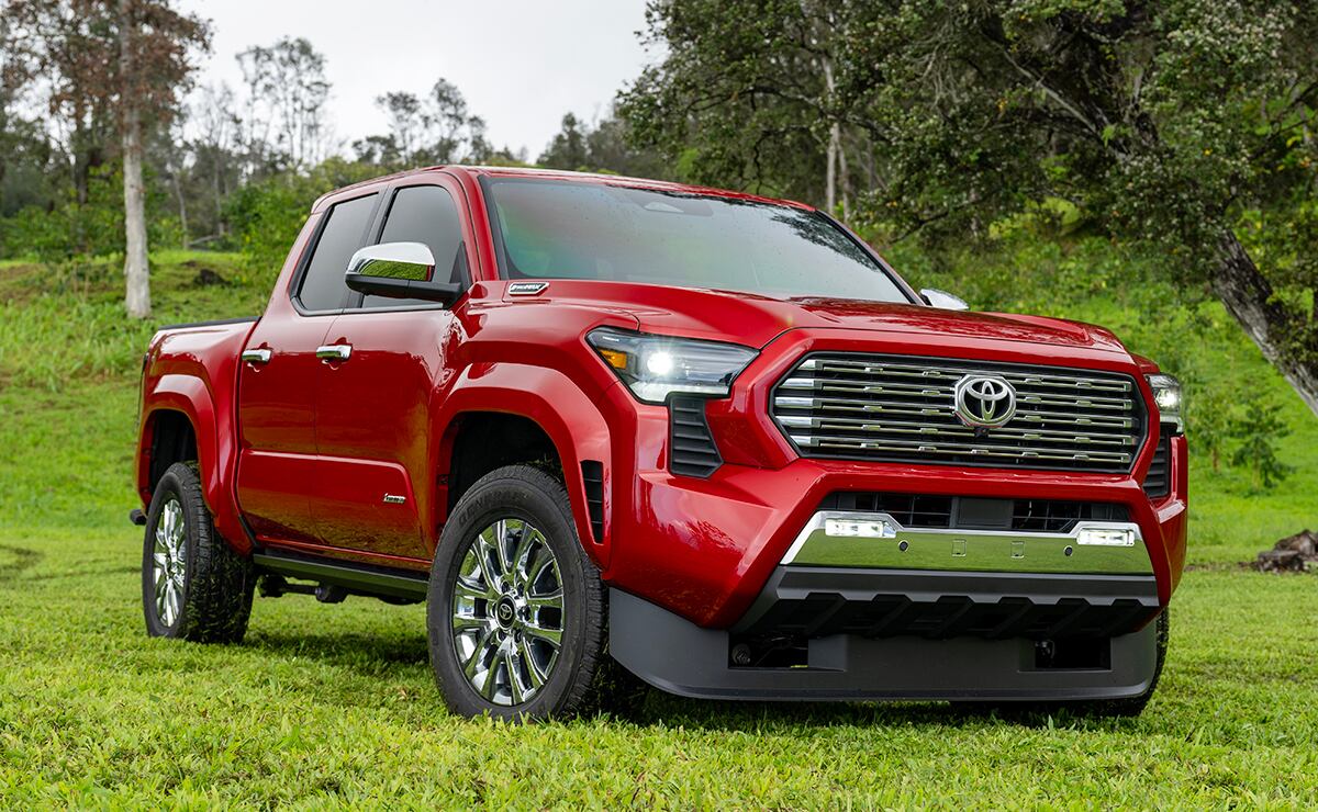 2024 Toyota Tacoma Limited.jpg