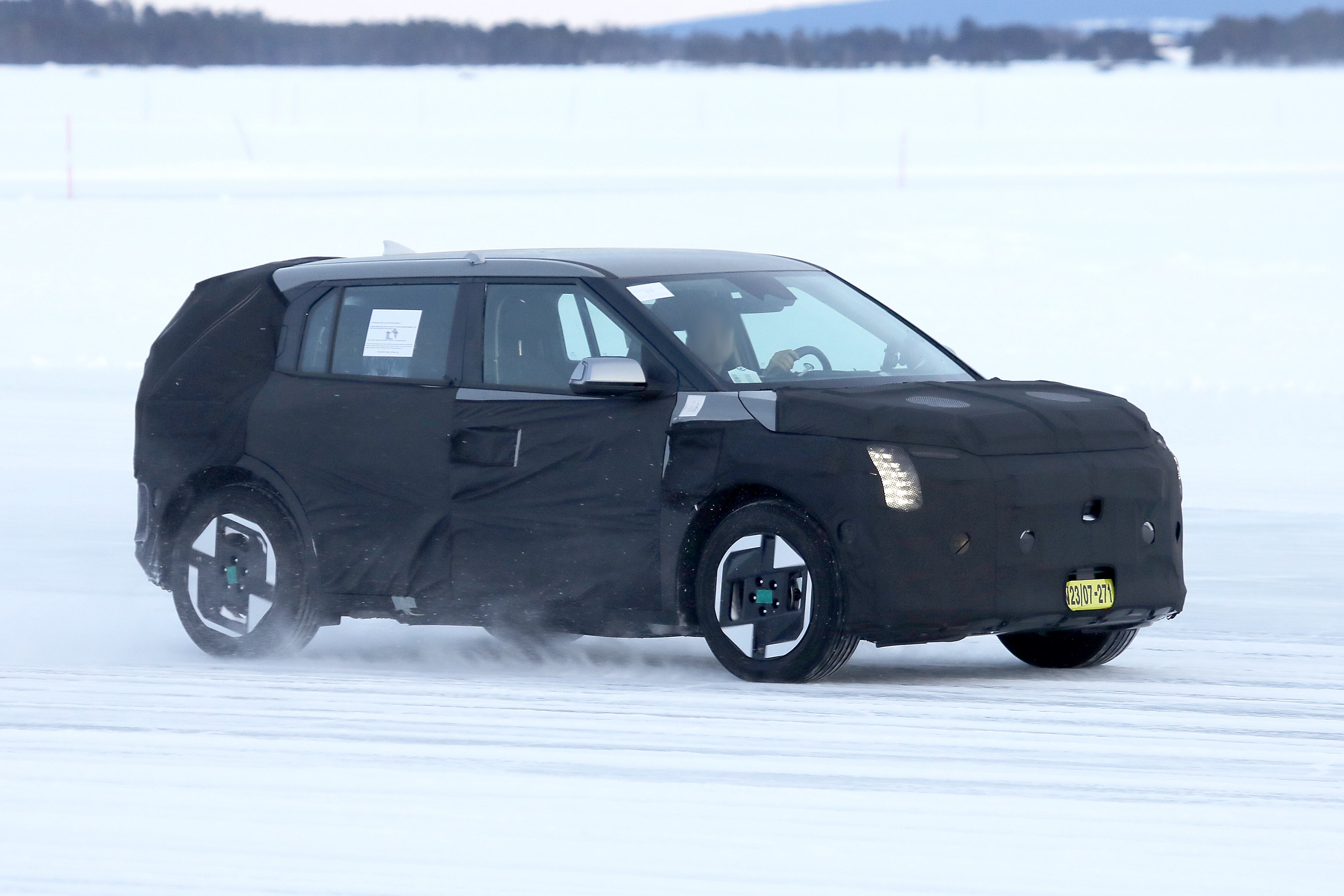 Kia EV3 spy photo front quarter