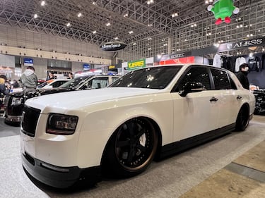 White Toyota Century at 2025 Tokyo Auto Salon.