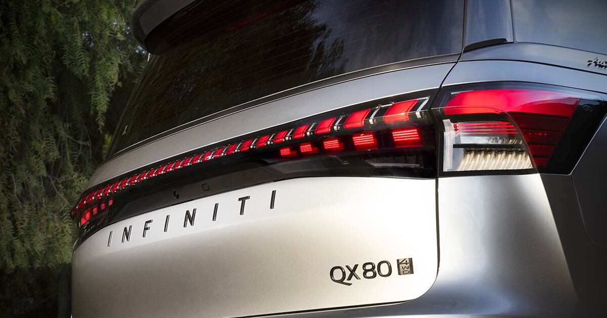 2025 Infiniti QX80 tailights