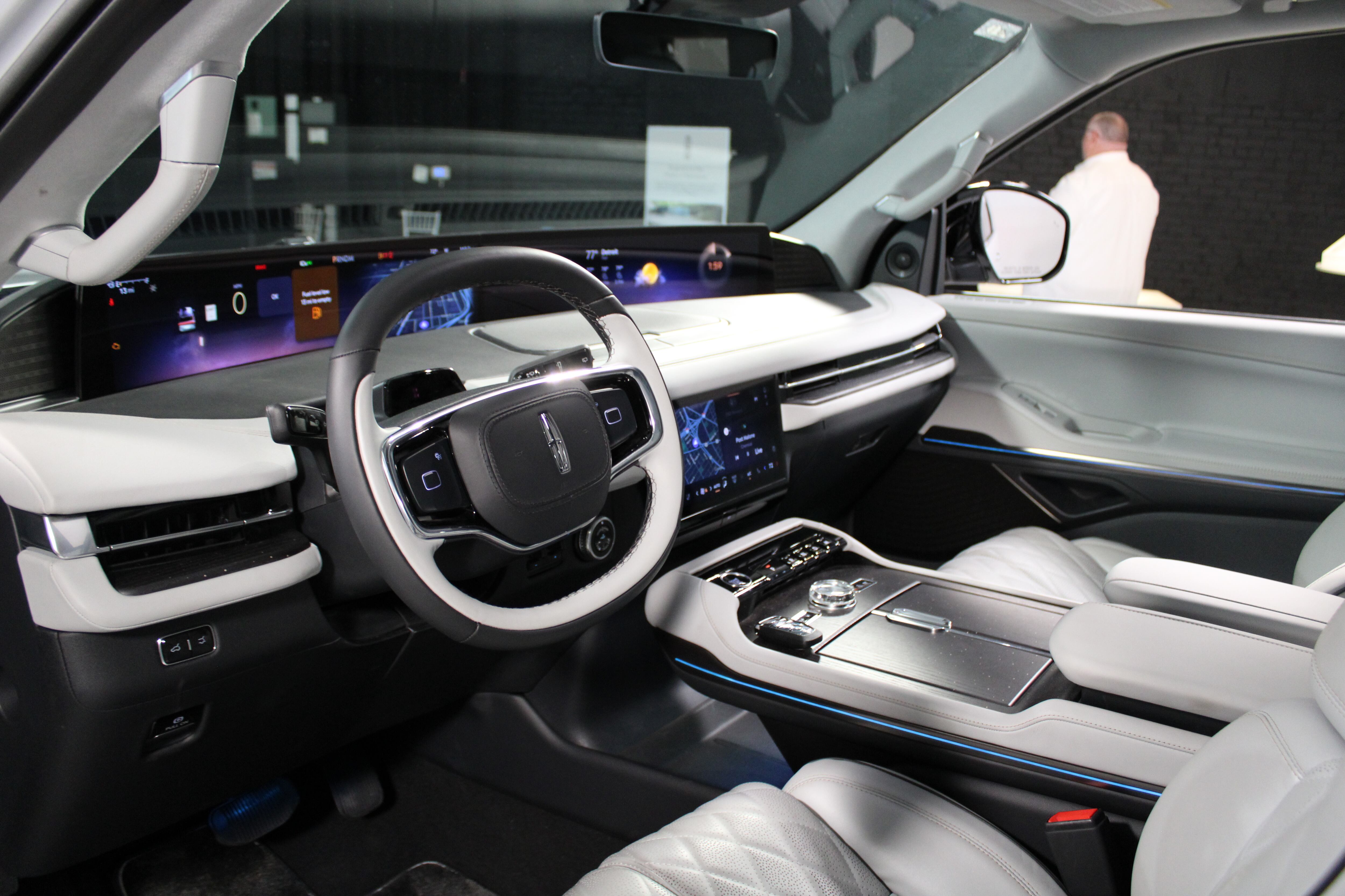 2025 Lincoln Navigator interior