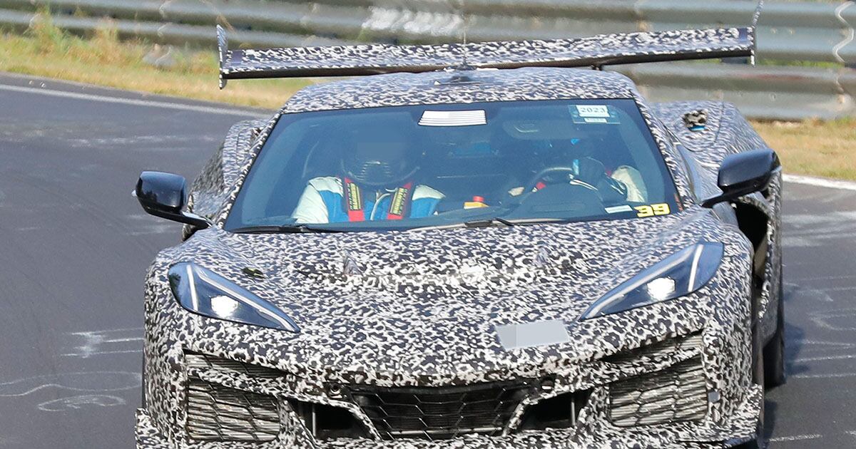 Corvette ZR1 spy photo front