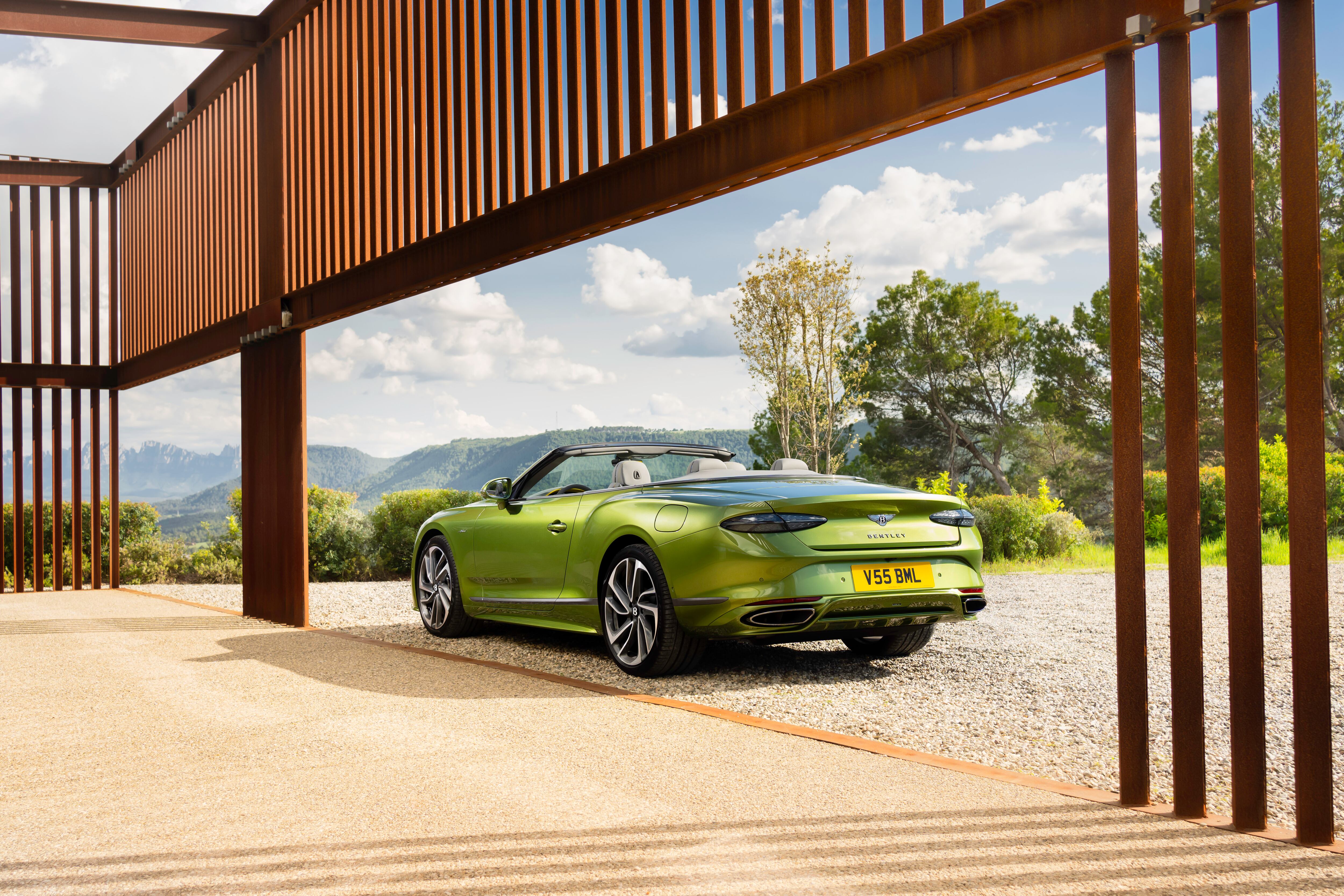 2025 Bentley Continental GTC Speed rear quarter