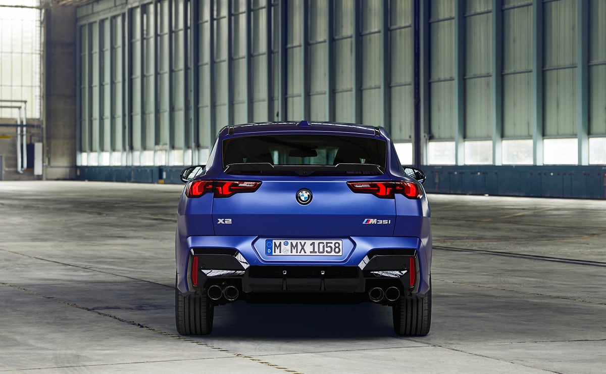 2024 BMW X2 rear.jpg